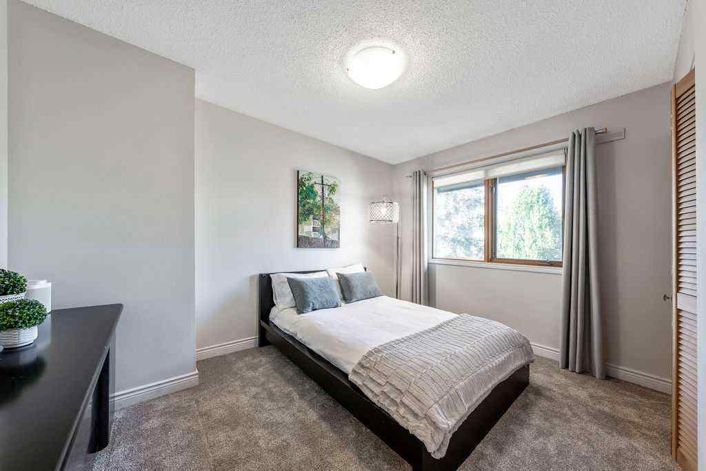 MLS® A2268269 - Unit #44 10030 Oakmoor Way SW in Oakridge Calgary, Residential