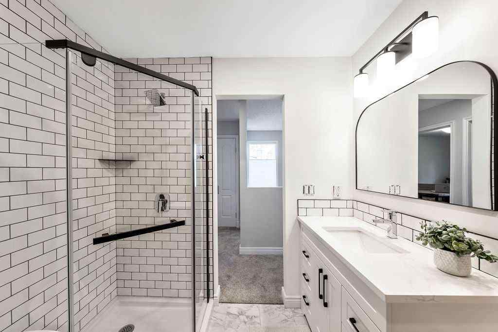 MLS® A2268269 - Unit #44 10030 Oakmoor Way SW in Oakridge Calgary, Residential