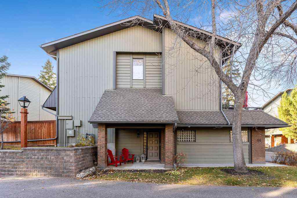 MLS® A2268269 - Unit #44 10030 Oakmoor Way SW in Oakridge Calgary, Residential