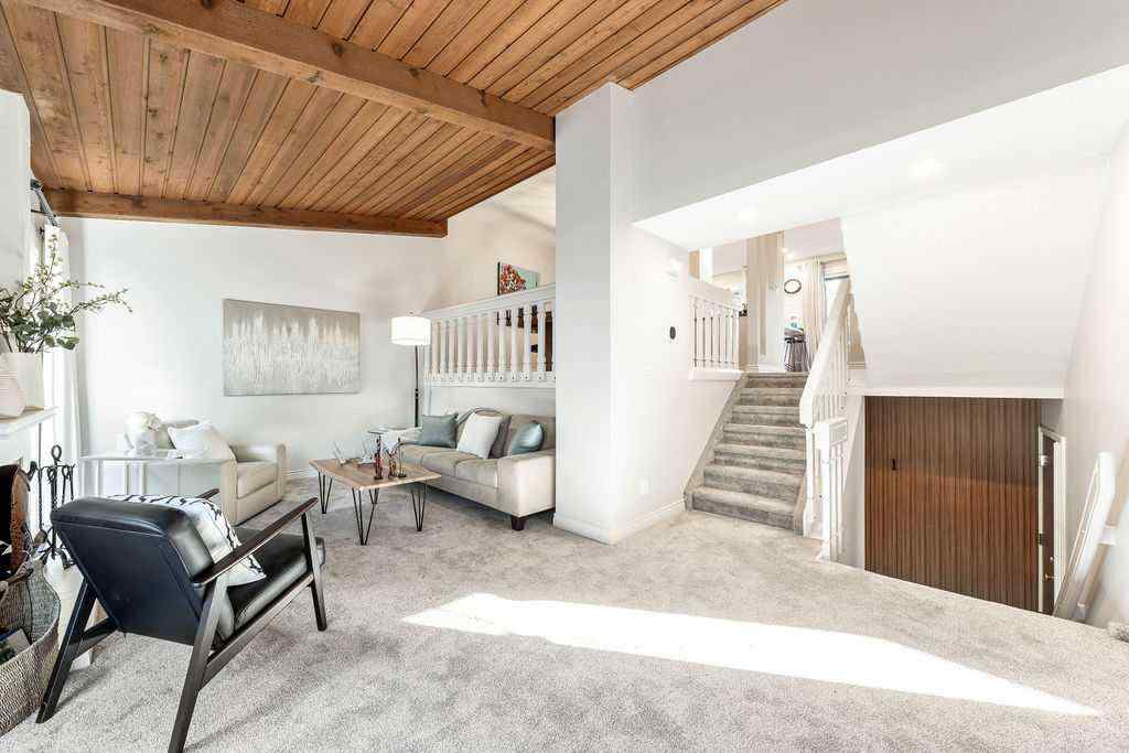 MLS® A2268269 - Unit #44 10030 Oakmoor Way SW in Oakridge Calgary, Residential