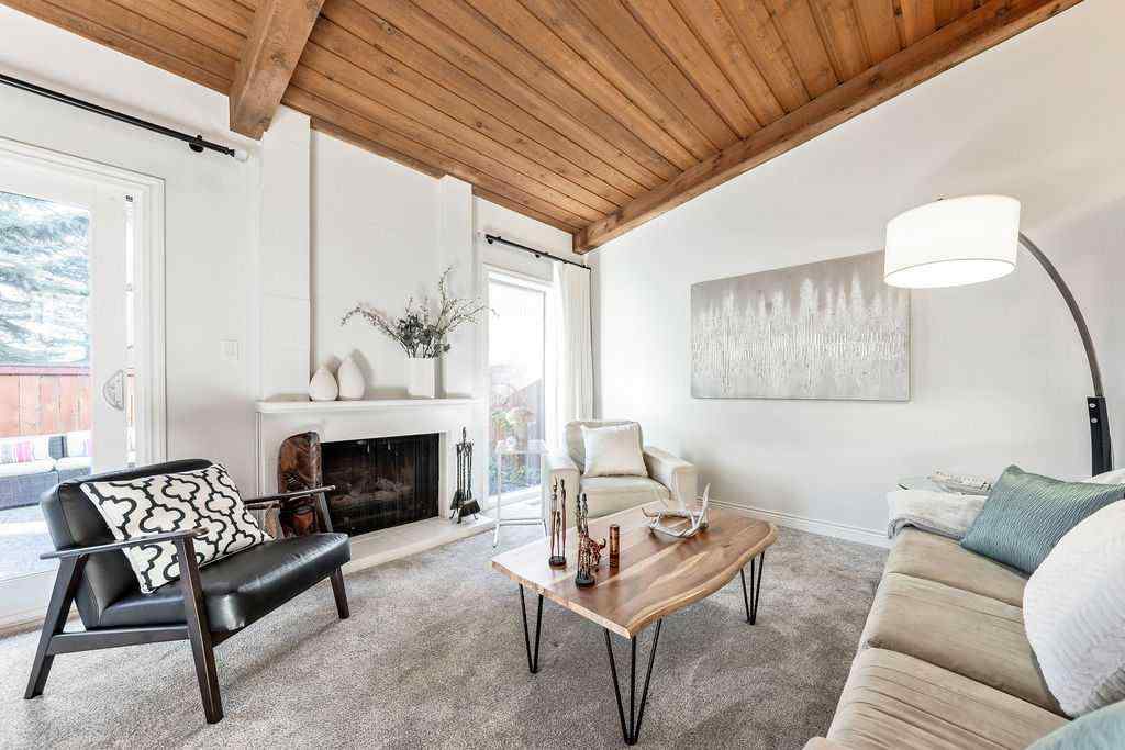 MLS® A2268269 - Unit #44 10030 Oakmoor Way SW in Oakridge Calgary, Residential