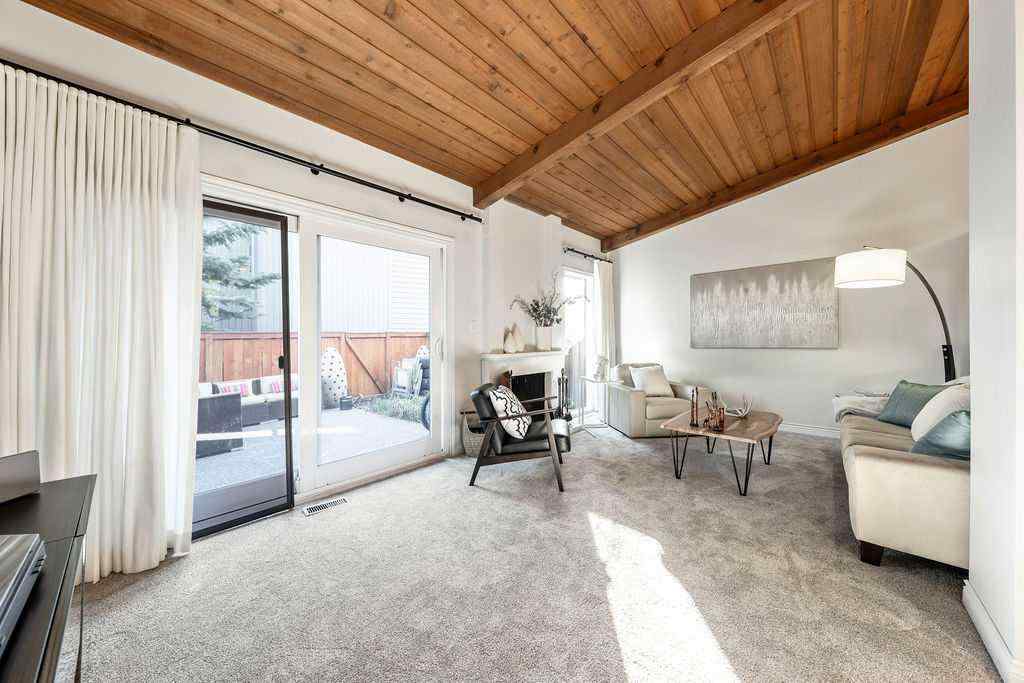 MLS® A2268269 - Unit #44 10030 Oakmoor Way SW in Oakridge Calgary, Residential