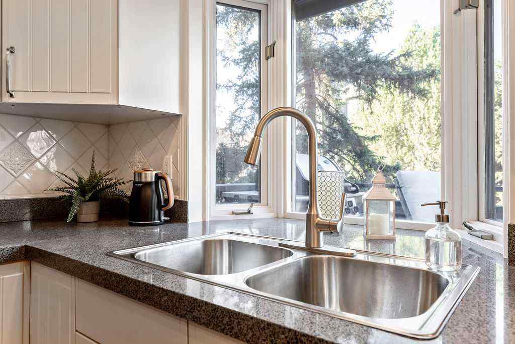 MLS® A2268269 - Unit #44 10030 Oakmoor Way SW in Oakridge Calgary, Residential