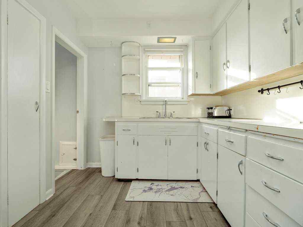 MLS® A2268276 - 2704 3 Avenue S in Indian Battle Heights Lethbridge, Residential