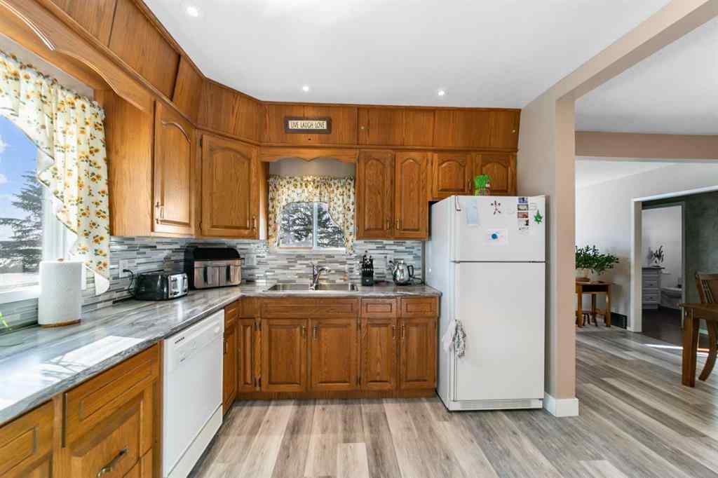 MLS® A2268277 - 43117 Highway 855   in NONE Rural Flagstaff County, Residential