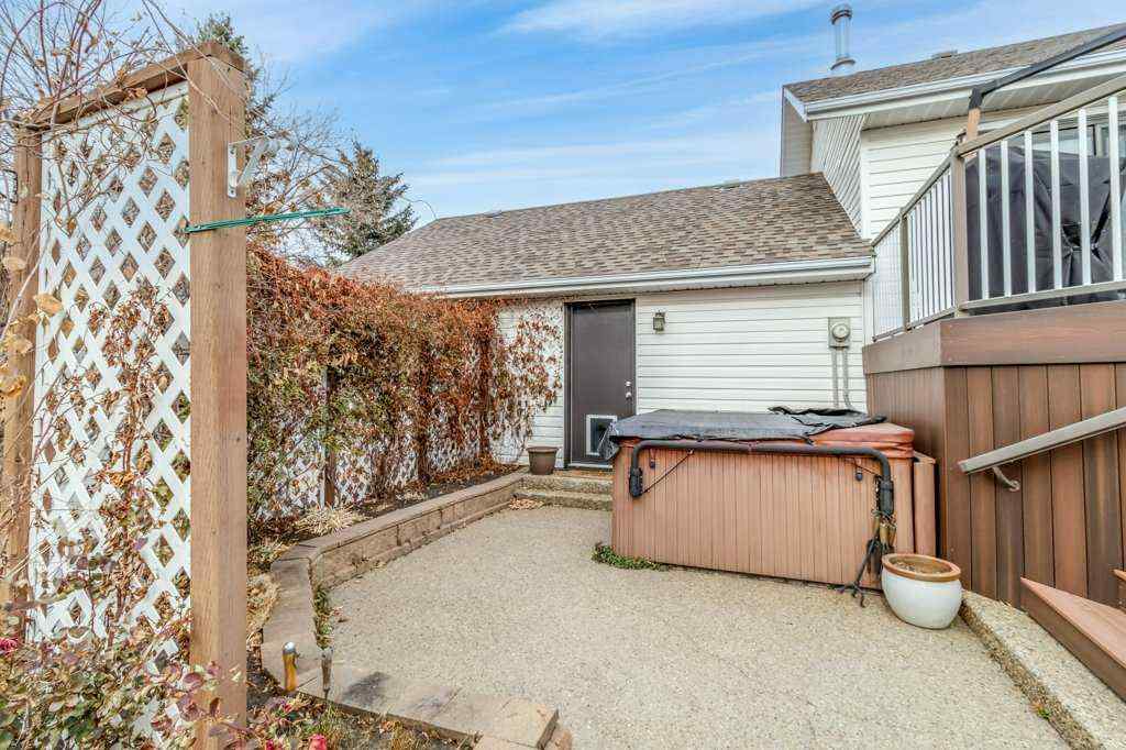 MLS® A2268280 - 45 Ravenscrag Crescent N in NONE Norglenwold, Residential