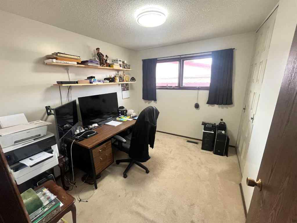 MLS® A2268283 - 4633 51 Avenue  in NONE Taber, Residential