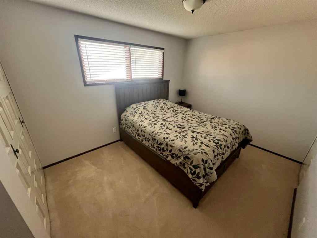 MLS® A2268283 - 4633 51 Avenue  in NONE Taber, Residential