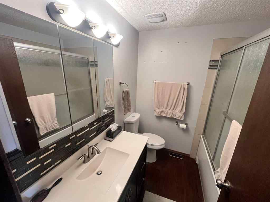 MLS® A2268283 - 4633 51 Avenue  in NONE Taber, Residential