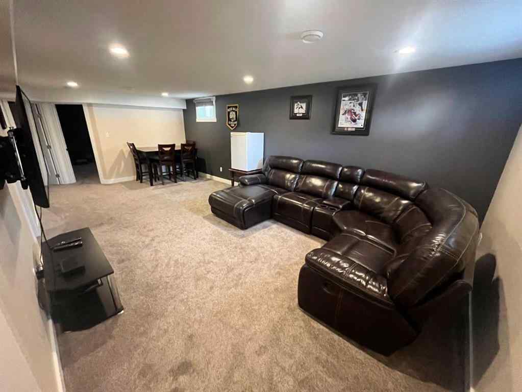 MLS® A2268283 - 4633 51 Avenue  in NONE Taber, Residential