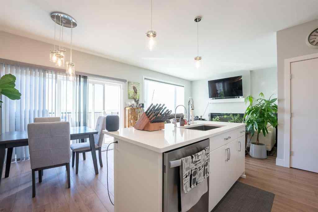 MLS® A2268285 - 914 Miners Boulevard W in Copperwood Lethbridge, Residential