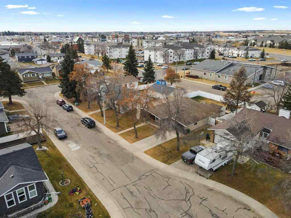 MLS® A2268288 - 5006 65 A Street  in Grandview Camrose, Residential