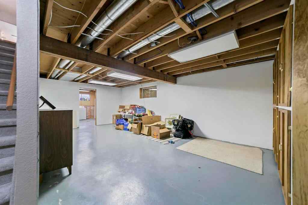 MLS® A2268288 - 5006 65 A Street  in Grandview Camrose, Residential