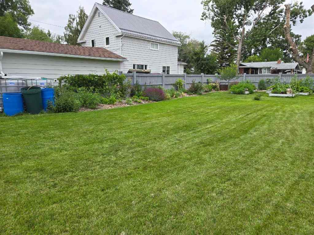 MLS&reg; # A2268290 - 332 Grey Street  in NONE Granum, Residential Open Houses