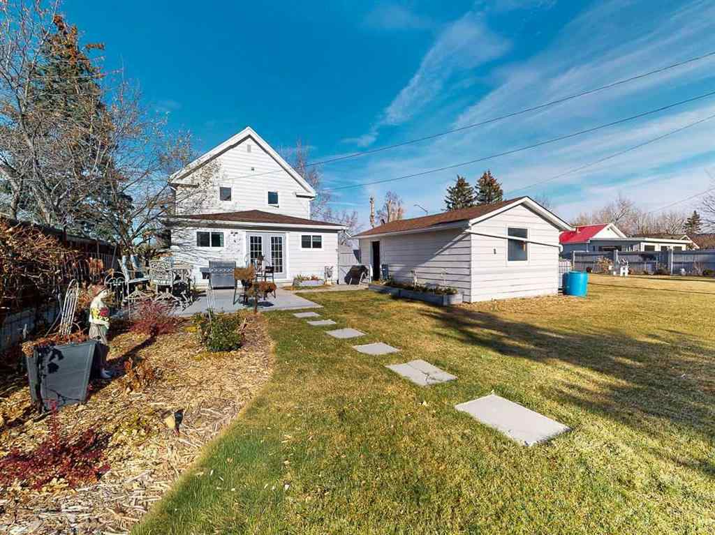 MLS&reg; # A2268290 - 332 Grey Street  in NONE Granum, Residential Open Houses