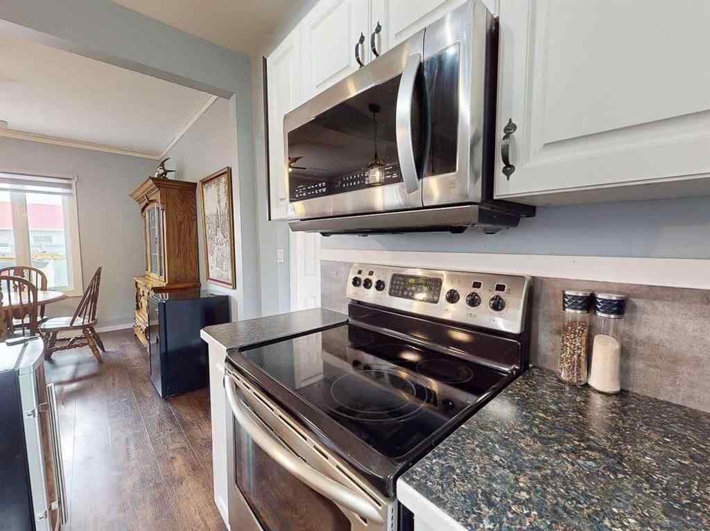 MLS&reg; # A2268290 - 332 Grey Street  in NONE Granum, Residential Open Houses