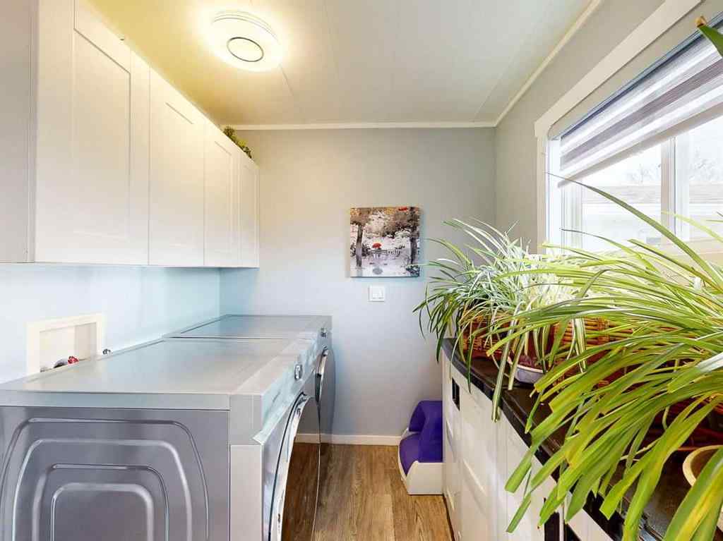 MLS&reg; # A2268290 - 332 Grey Street  in NONE Granum, Residential Open Houses