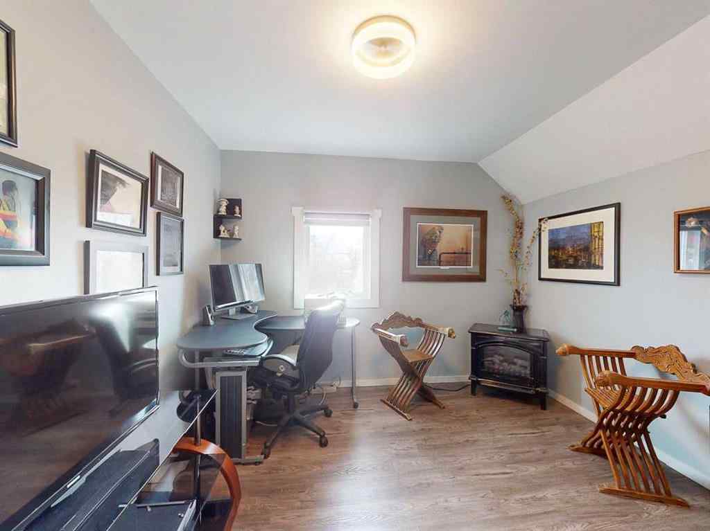 MLS&reg; # A2268290 - 332 Grey Street  in NONE Granum, Residential Open Houses
