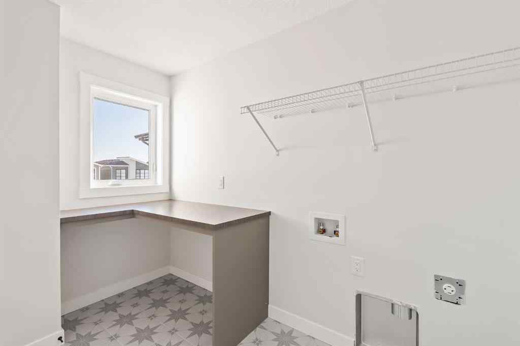 MLS® A2268293 - 152 Creekstone Circle SW in Pine Creek Calgary, Residential