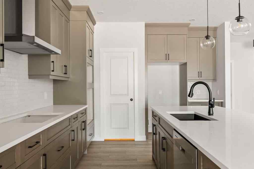 MLS® A2268293 - 152 Creekstone Circle SW in Pine Creek Calgary, Residential