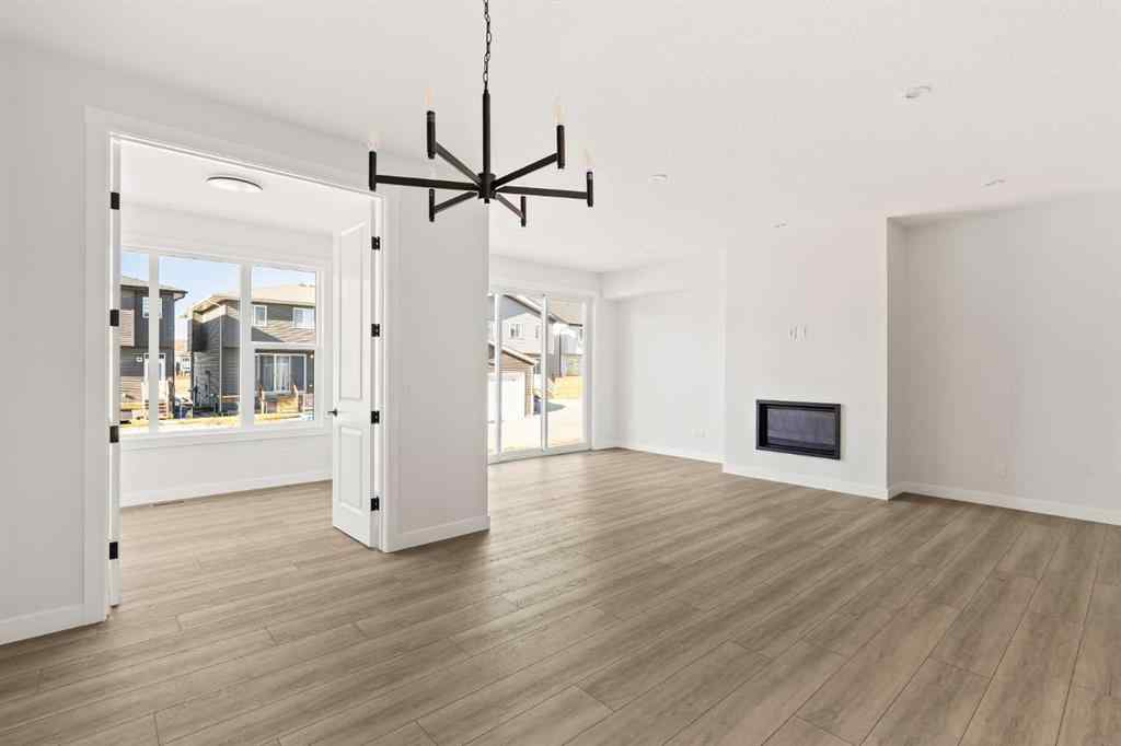 MLS® A2268293 - 152 Creekstone Circle SW in Pine Creek Calgary, Residential