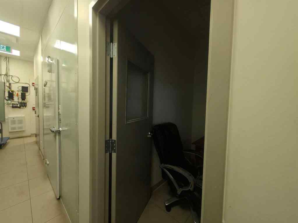 MLS® A2268294 - 3915 17 Avenue SW in Glendale Calgary, Commercial