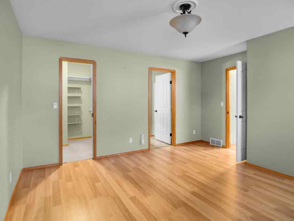 MLS® A2268298 - 22 Ansett Crescent  in Anders Park East Red Deer, Residential