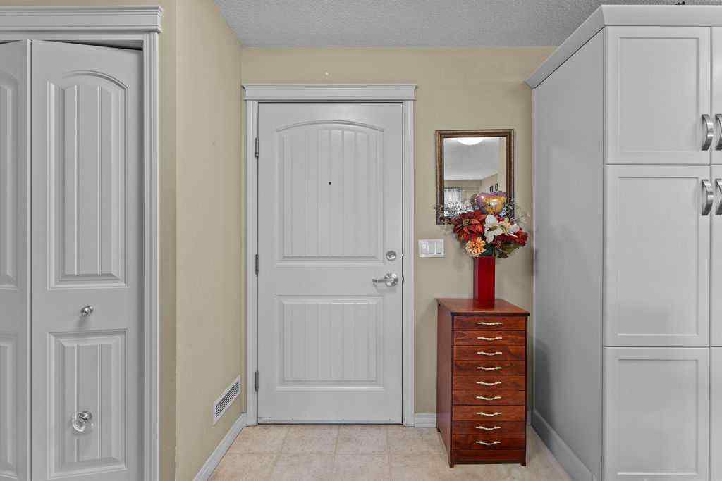 MLS® A2268303 - Unit #3208 115 Prestwick Villas SE in McKenzie Towne Calgary, Residential