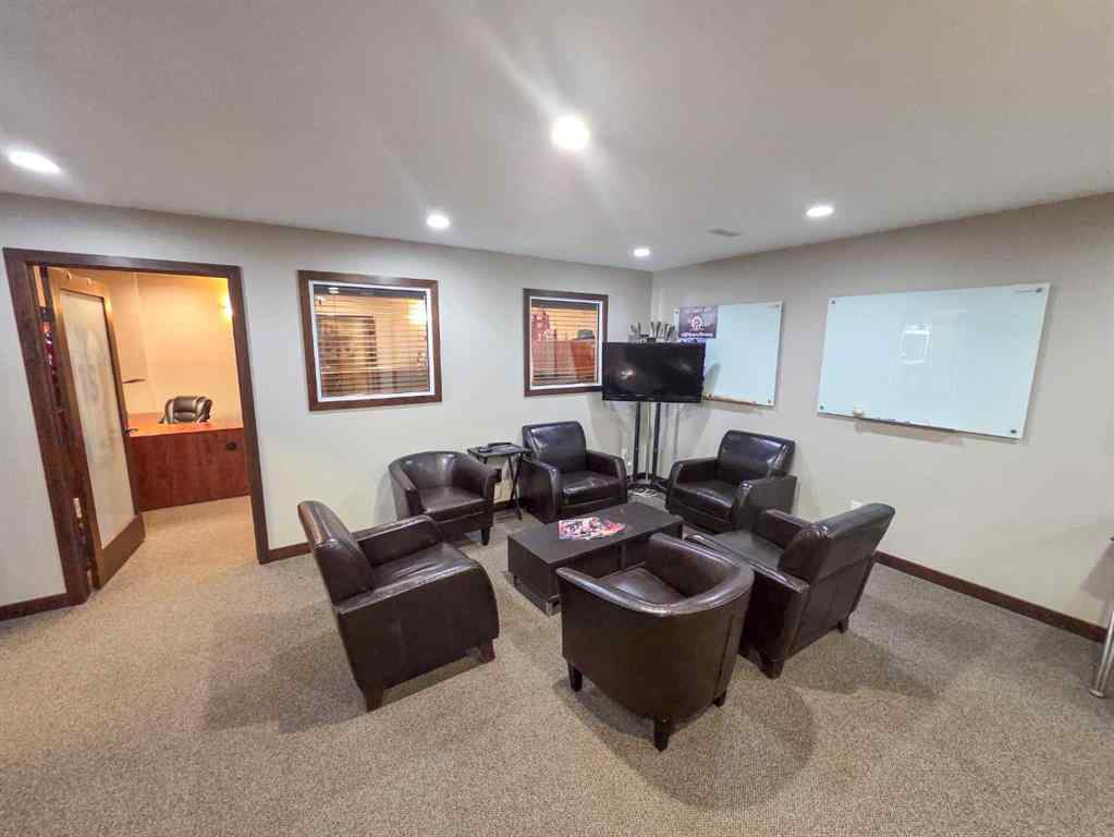 MLS® A2268305 - Unit #3 4002 9 Avenue N in Shackleford Industrial Park Lethbridge, Commercial