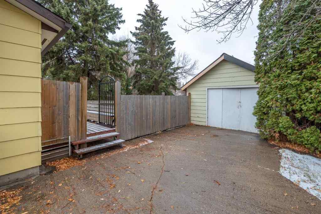 MLS® A2268306 - 5104 31 Street  in Steele Heights Lloydminster, Residential