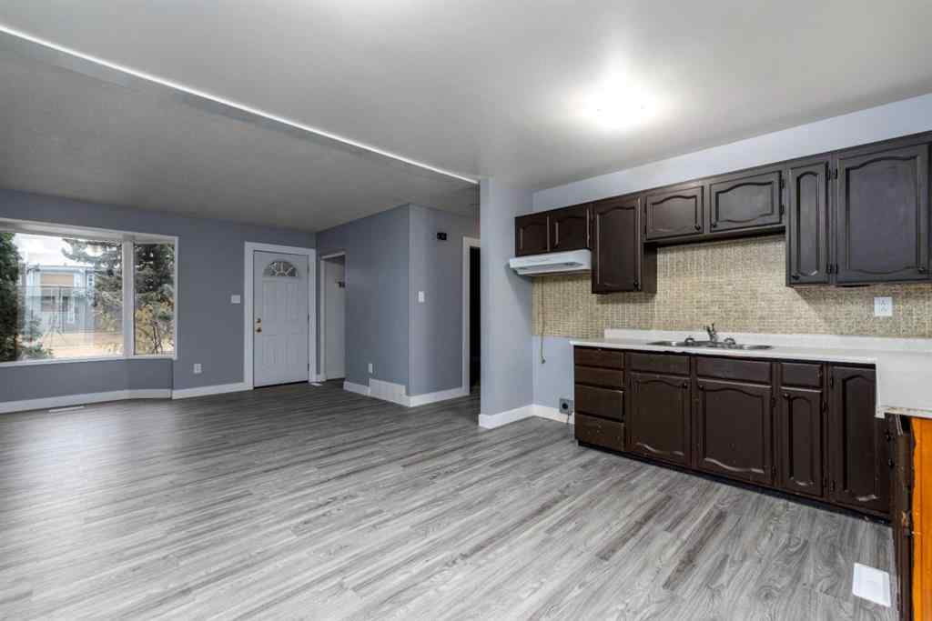 MLS® A2268306 - 5104 31 Street  in Steele Heights Lloydminster, Residential