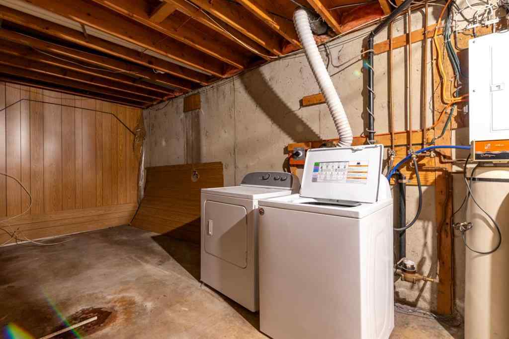 MLS® A2268306 - 5104 31 Street  in Steele Heights Lloydminster, Residential