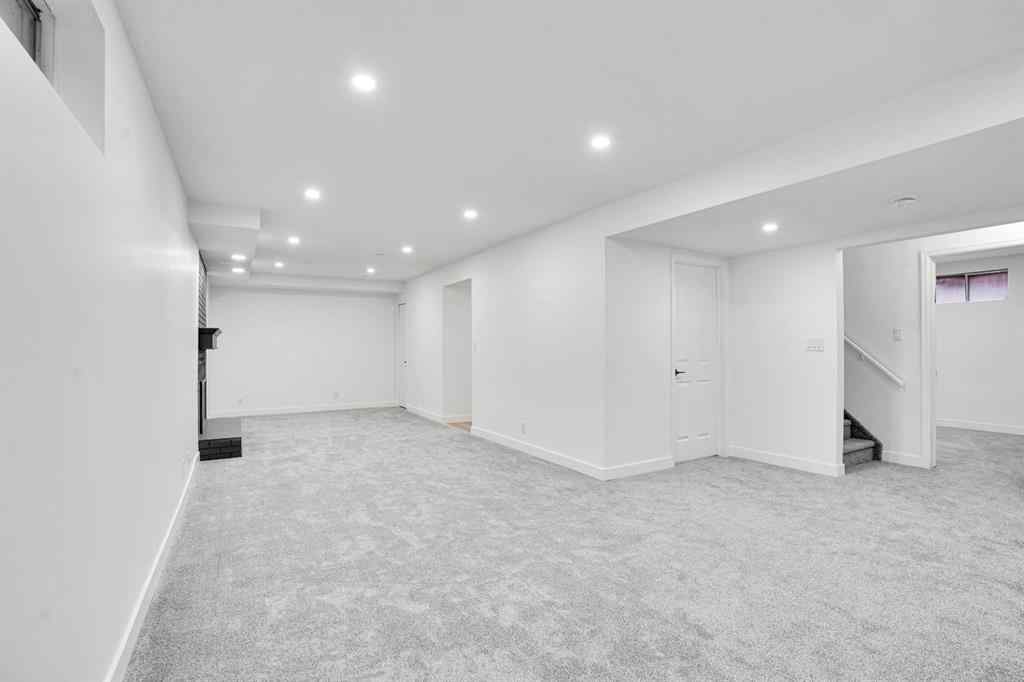 MLS® A2268307 - 7 Deercrest Way SE in Deer Ridge Calgary, Residential