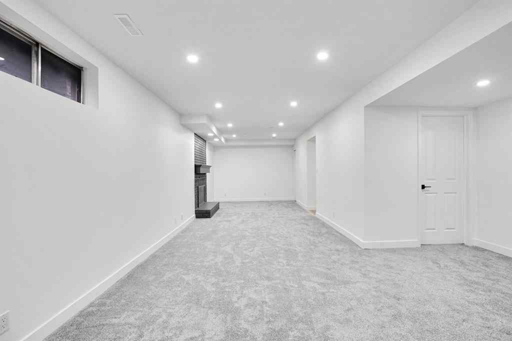 MLS® A2268307 - 7 Deercrest Way SE in Deer Ridge Calgary, Residential