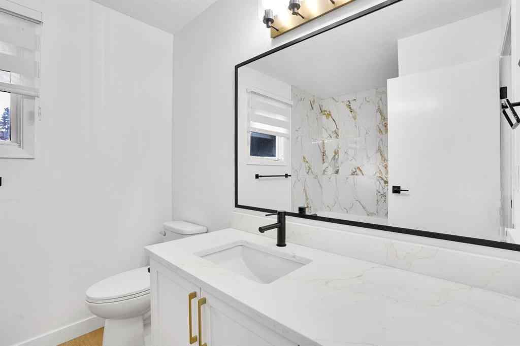 MLS® A2268307 - 7 Deercrest Way SE in Deer Ridge Calgary, Residential