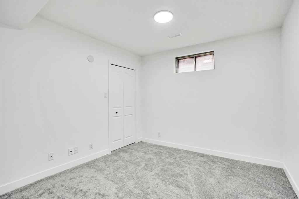 MLS® A2268307 - 7 Deercrest Way SE in Deer Ridge Calgary, Residential