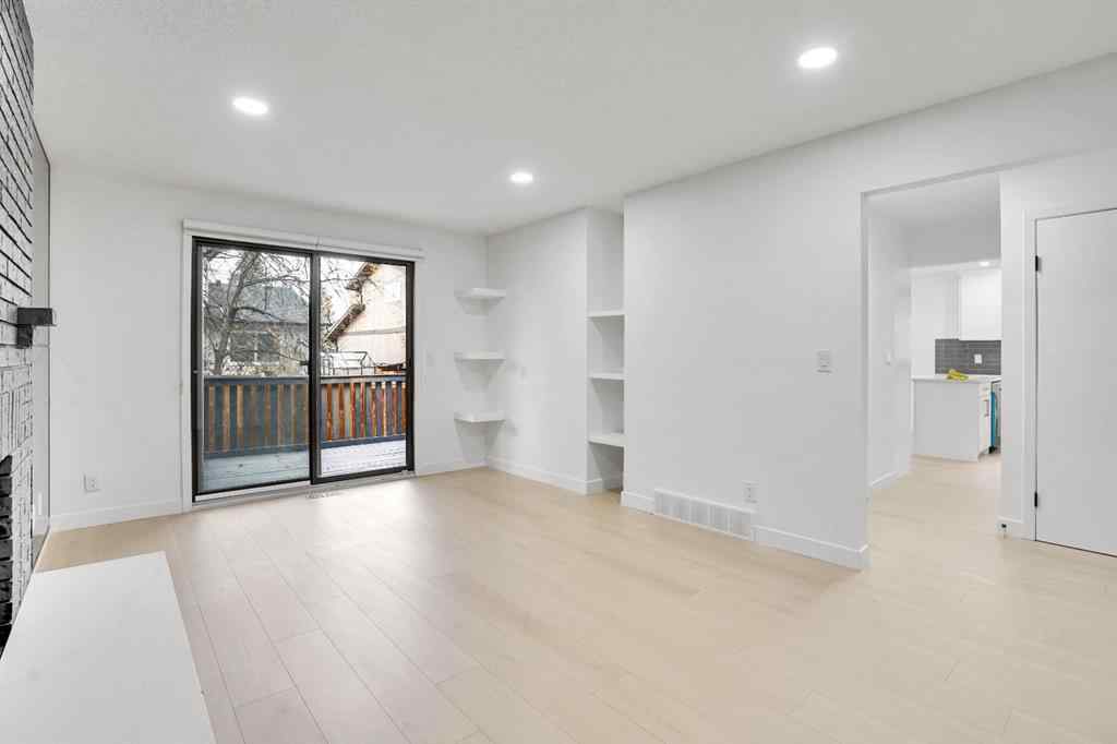 MLS® A2268307 - 7 Deercrest Way SE in Deer Ridge Calgary, Residential