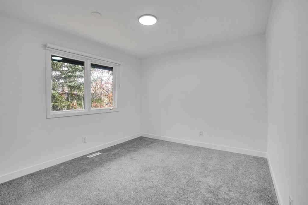 MLS® A2268307 - 7 Deercrest Way SE in Deer Ridge Calgary, Residential