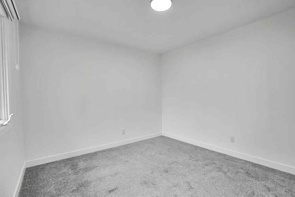 MLS® A2268307 - 7 Deercrest Way SE in Deer Ridge Calgary, Residential