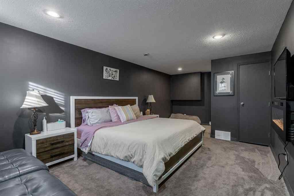 MLS&reg; # A2268308 - 530 16 Street S in Victoria Park Lethbridge, Residential Open Houses