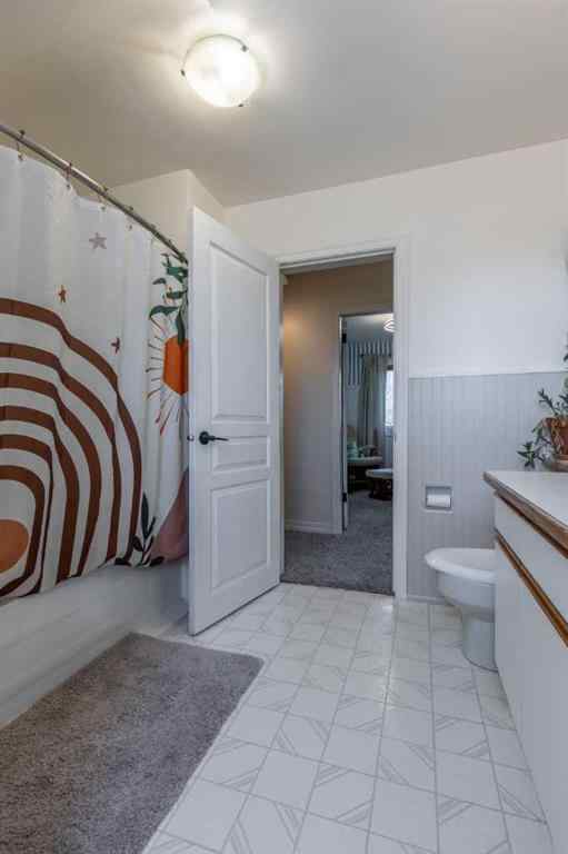 MLS&reg; # A2268308 - 530 16 Street S in Victoria Park Lethbridge, Residential Open Houses