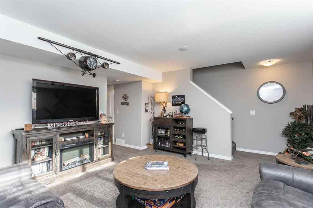 MLS® A2268310 - 42 Arlen Close  in Aspen Lakes West Blackfalds, Residential