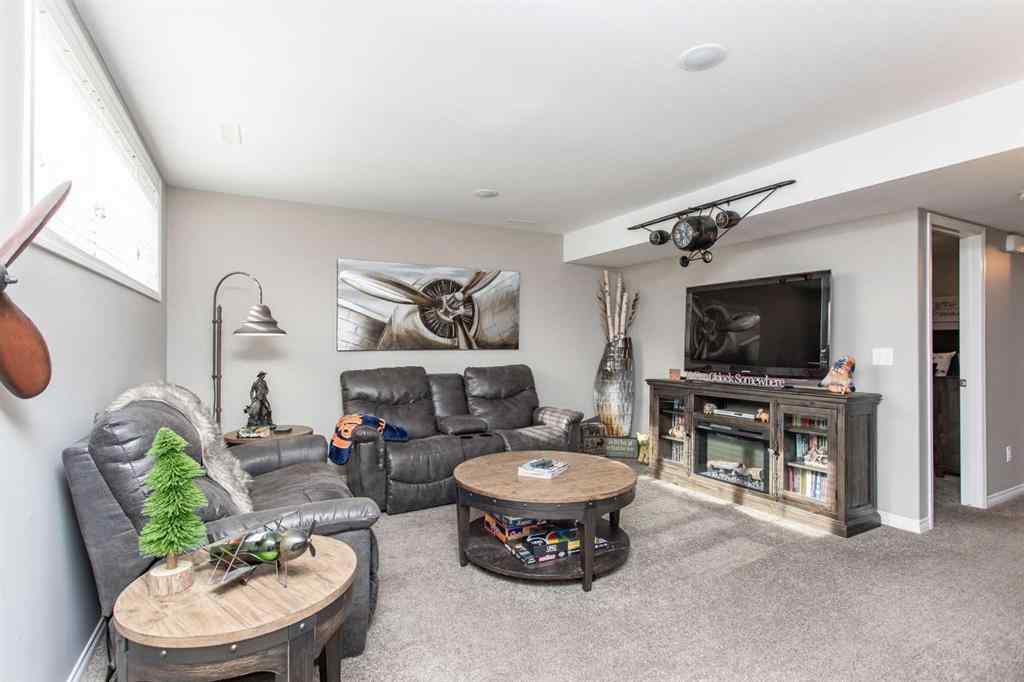 MLS® A2268310 - 42 Arlen Close  in Aspen Lakes West Blackfalds, Residential