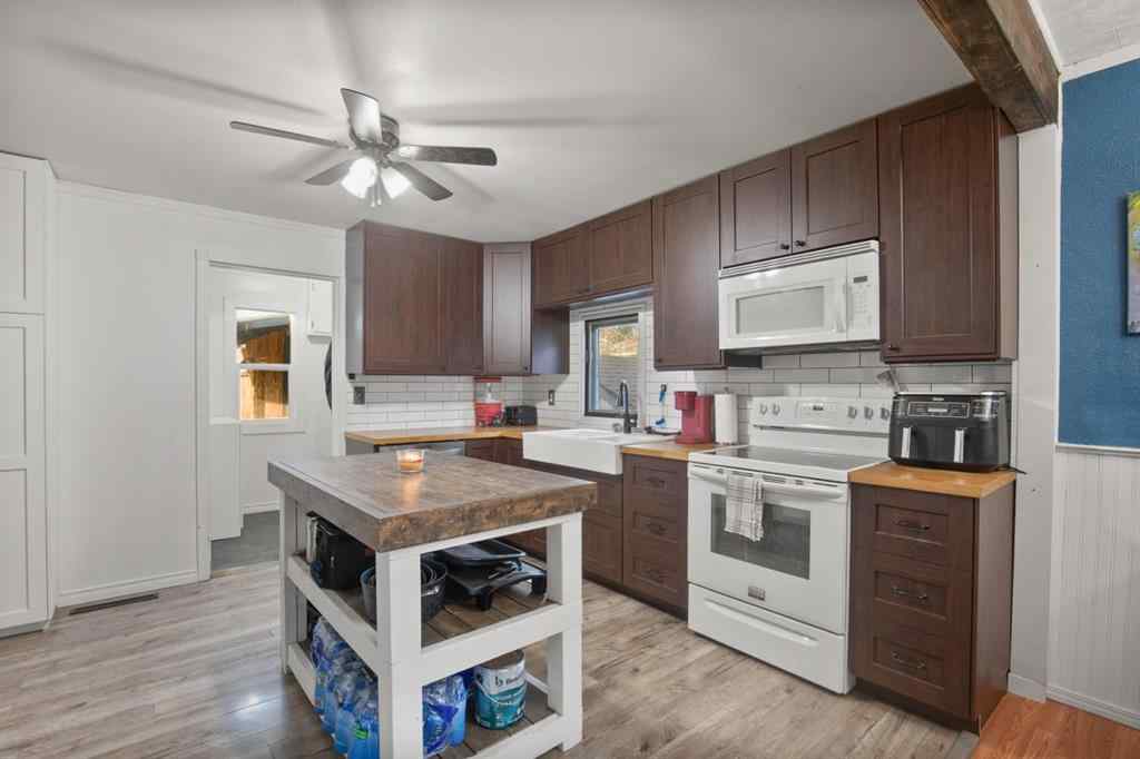 MLS® A2268315 - 2027 19 Avenue  in NONE Bowden, Residential