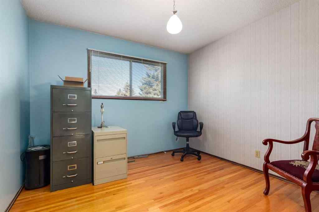 MLS® A2268316 - 1623 111 Avenue SW in Braeside Calgary, Residential