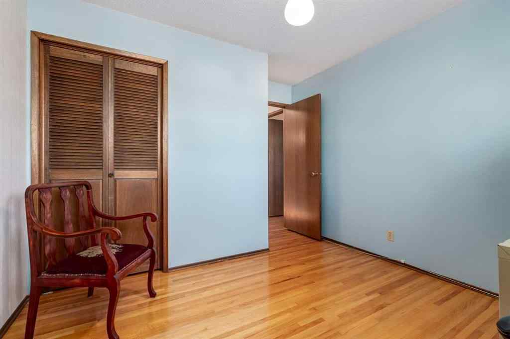 MLS® A2268316 - 1623 111 Avenue SW in Braeside Calgary, Residential