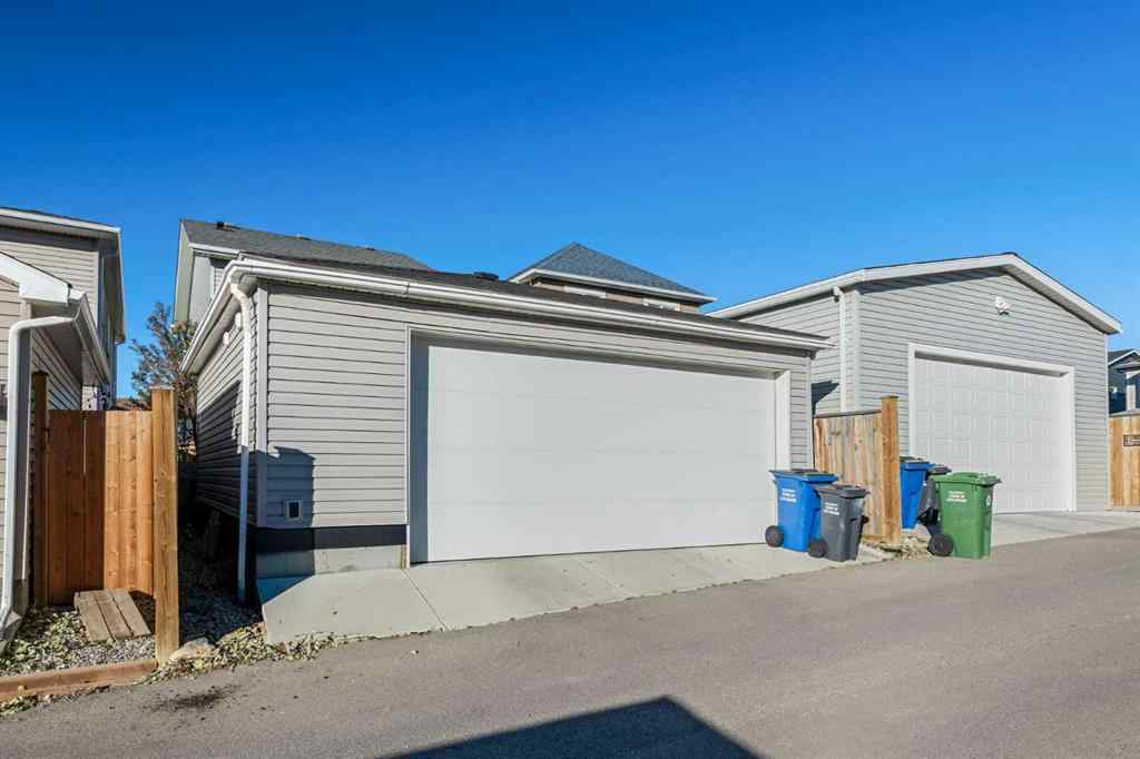 MLS® A2268317 - 128 Heritage Heights  in Heritage Hills Cochrane, Residential