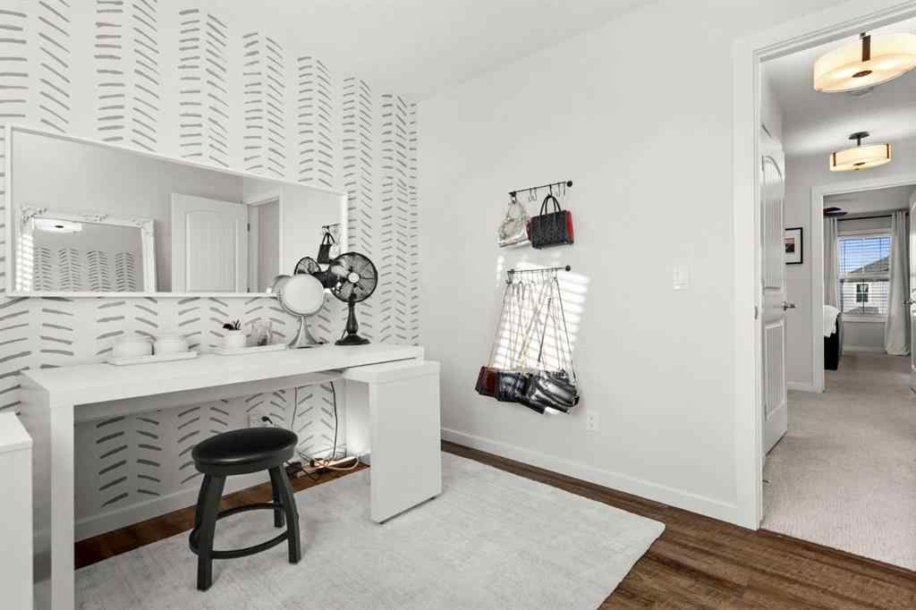 MLS® A2268317 - 128 Heritage Heights  in Heritage Hills Cochrane, Residential