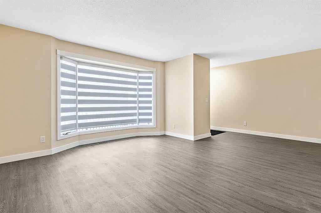 MLS® # A2268318 - 11 MAPLEWOOD Green  in NONE Strathmore, Residential Open Houses