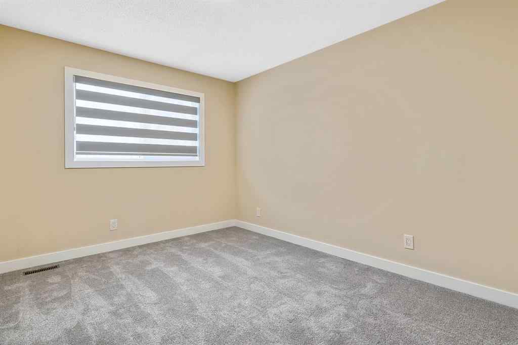 MLS® # A2268318 - 11 MAPLEWOOD Green  in NONE Strathmore, Residential Open Houses